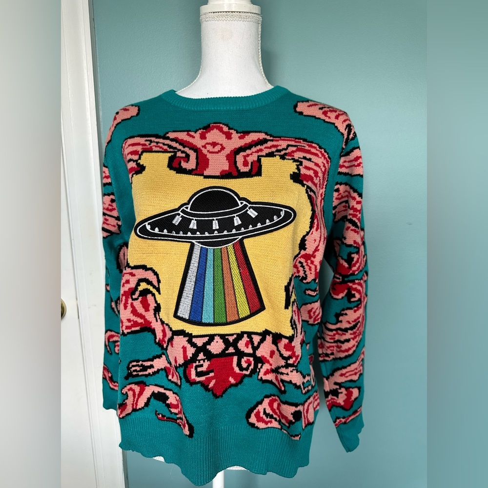 Gorgeous sweater